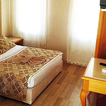 Can Hotel 2*